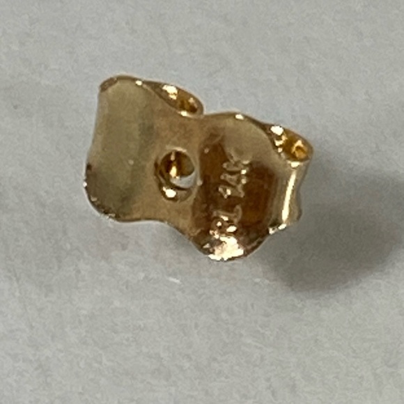 14K YELLOW GOLD cross crucifix studs ✝️ MADE IN TURKEY - Picture 9 of 15